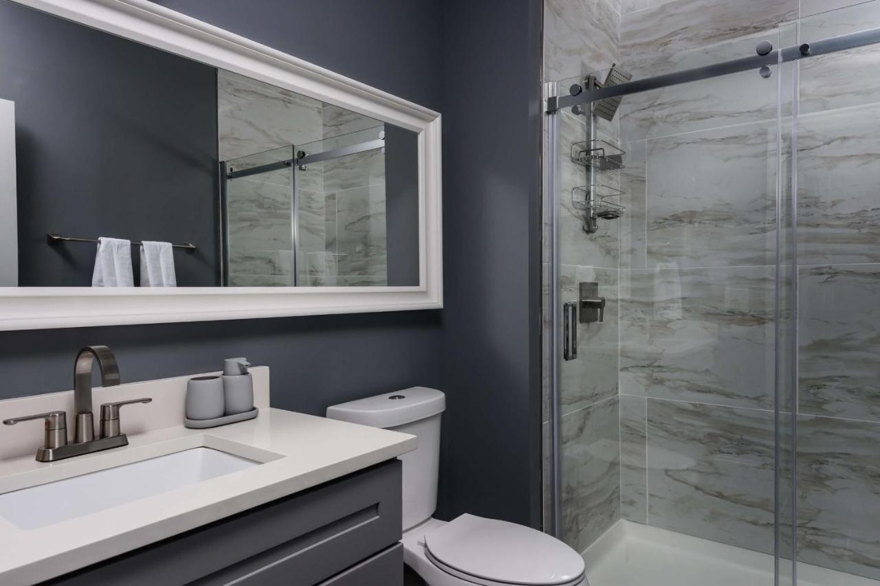 Frontdesk Modern 1 Bedroom Apt With Rooftop Lounge Saint Louis Dış mekan fotoğraf